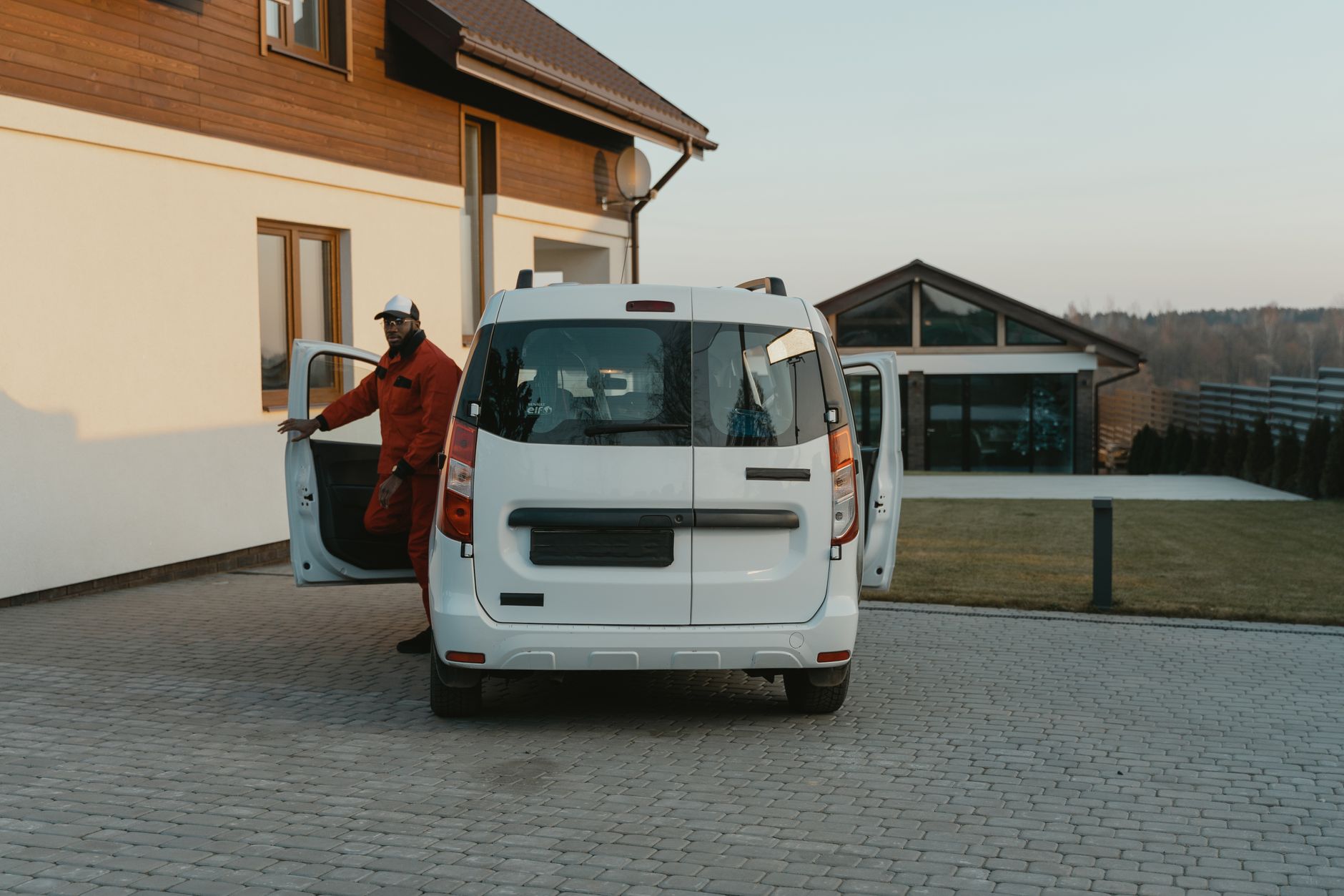 The North Ridge service van, on call